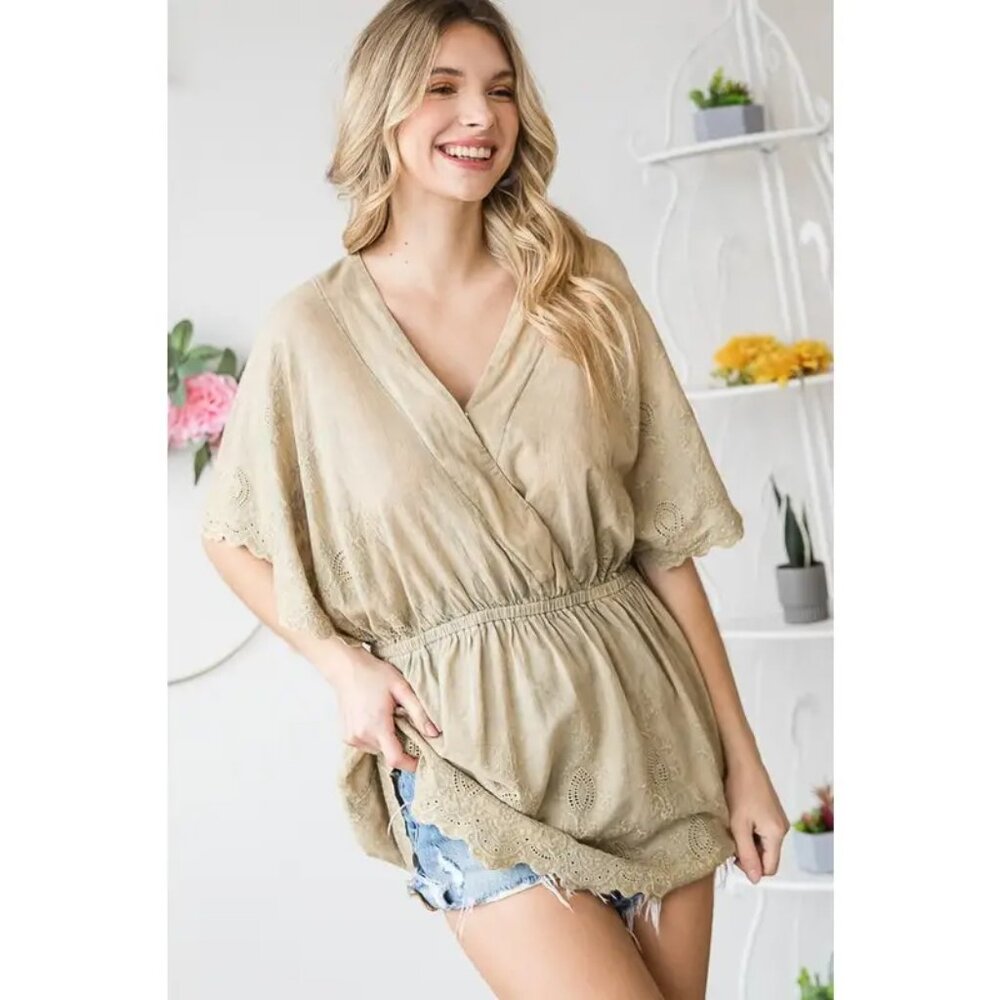02 Oli & Hali Washed Surplice Front Eyelet Hem Peplum Blouse Size Medium
